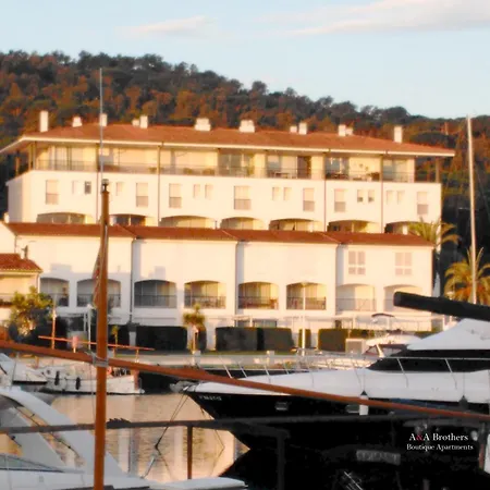 A&a Brothers Boutique -marina Port D'aro- Apartment S'Agaro