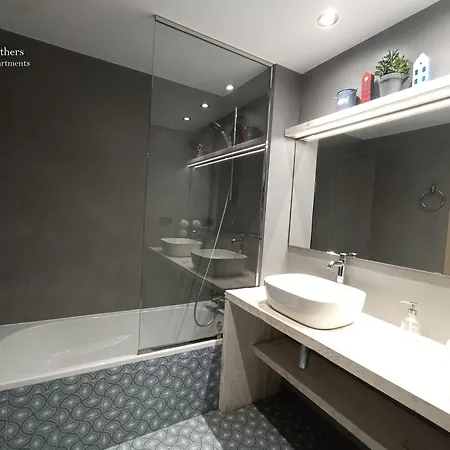 A&a Brothers Boutique Apartment *